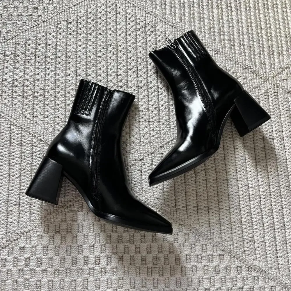 Jeffrey Campbell Sherpal-2 Boots in Black Leather